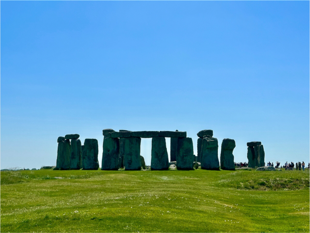 Main image Stonehenge