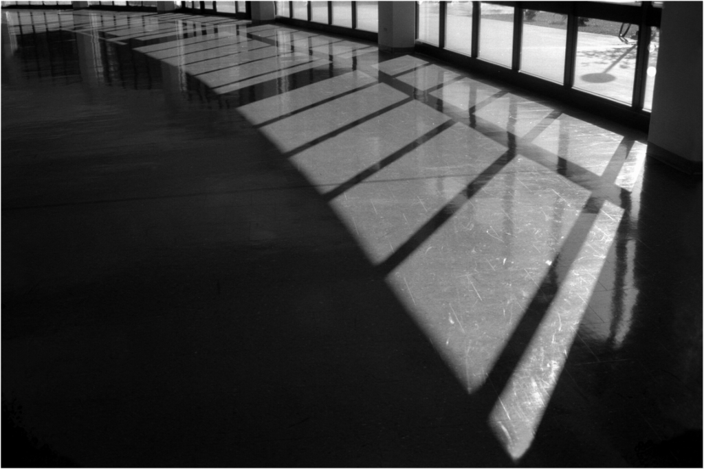 Main image Sunlit Floor