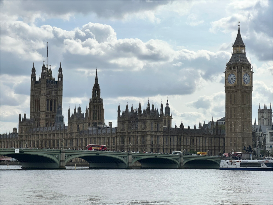 Main image Elizabeth Tower and the Houses of Parliament