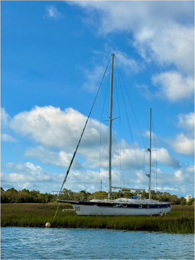 Main image Boat Near Eagle Island