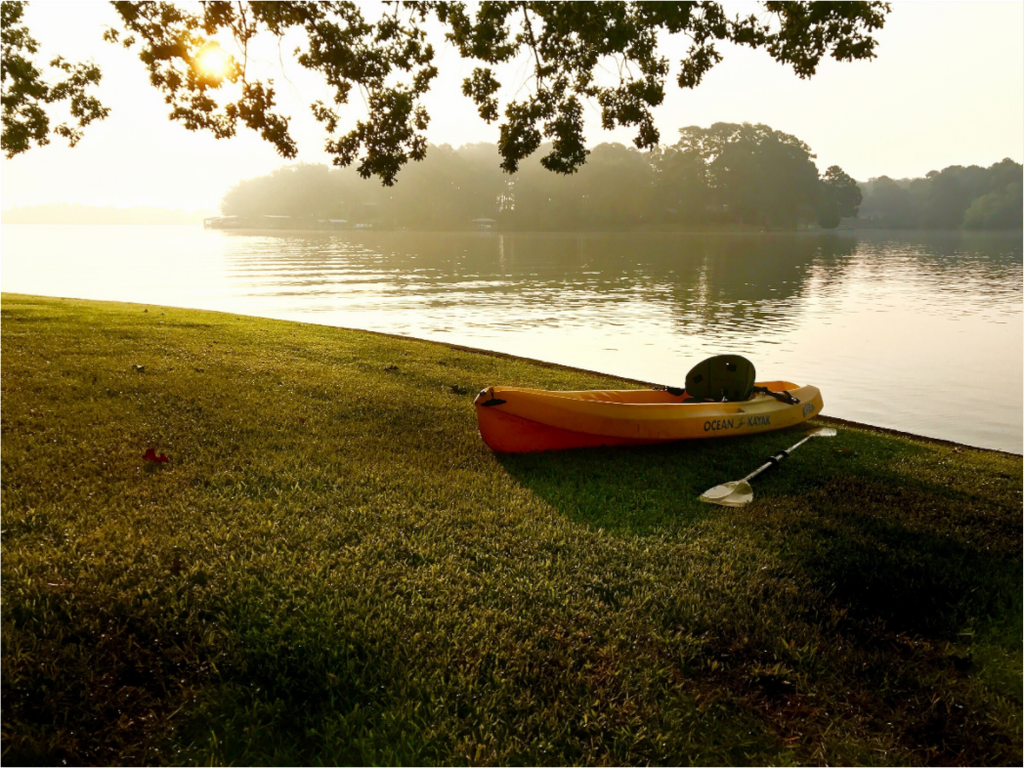 Main image Kayak