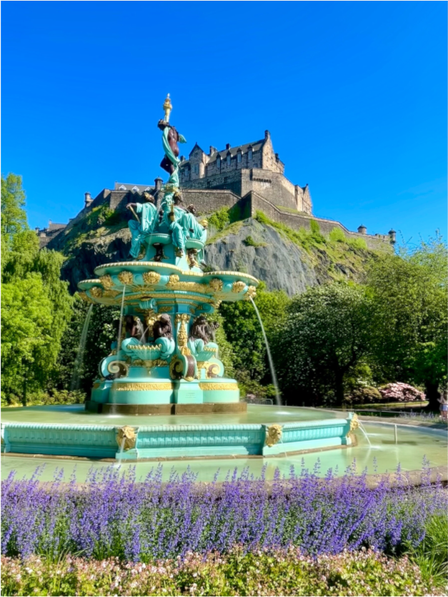 Main image Ross Fountain / Edinburgh Castle
