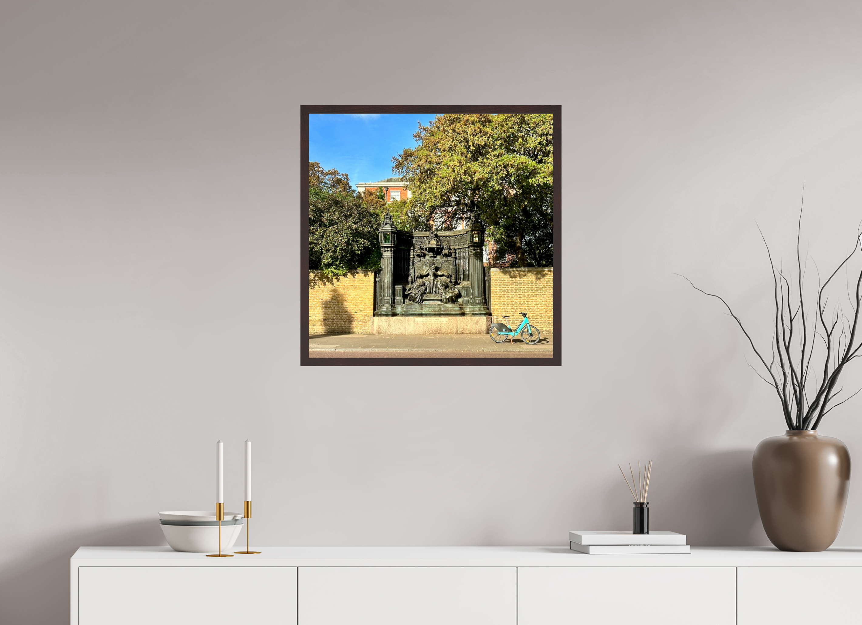 25 x 25″, ArtBox On Aluminum Dibond London Scene