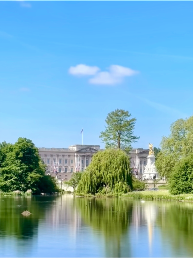 Main image Buckingham Palace