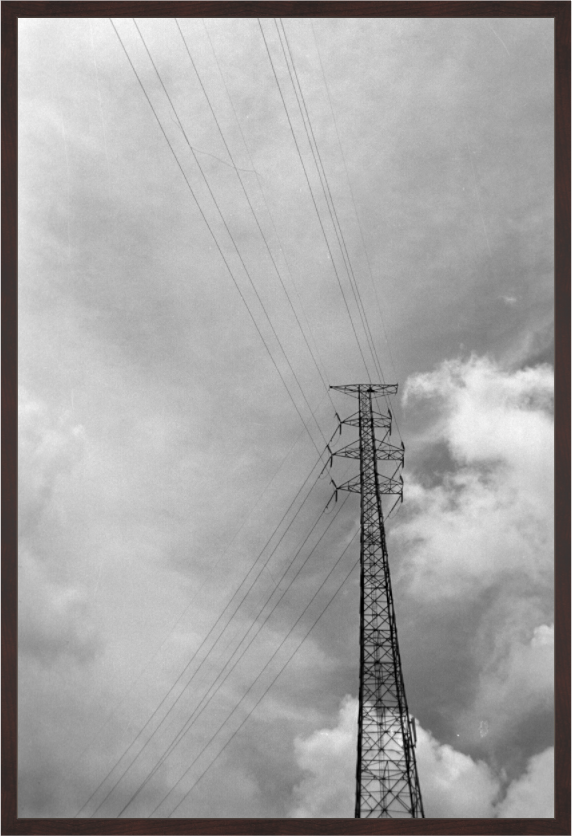Main image Lines at Bend
