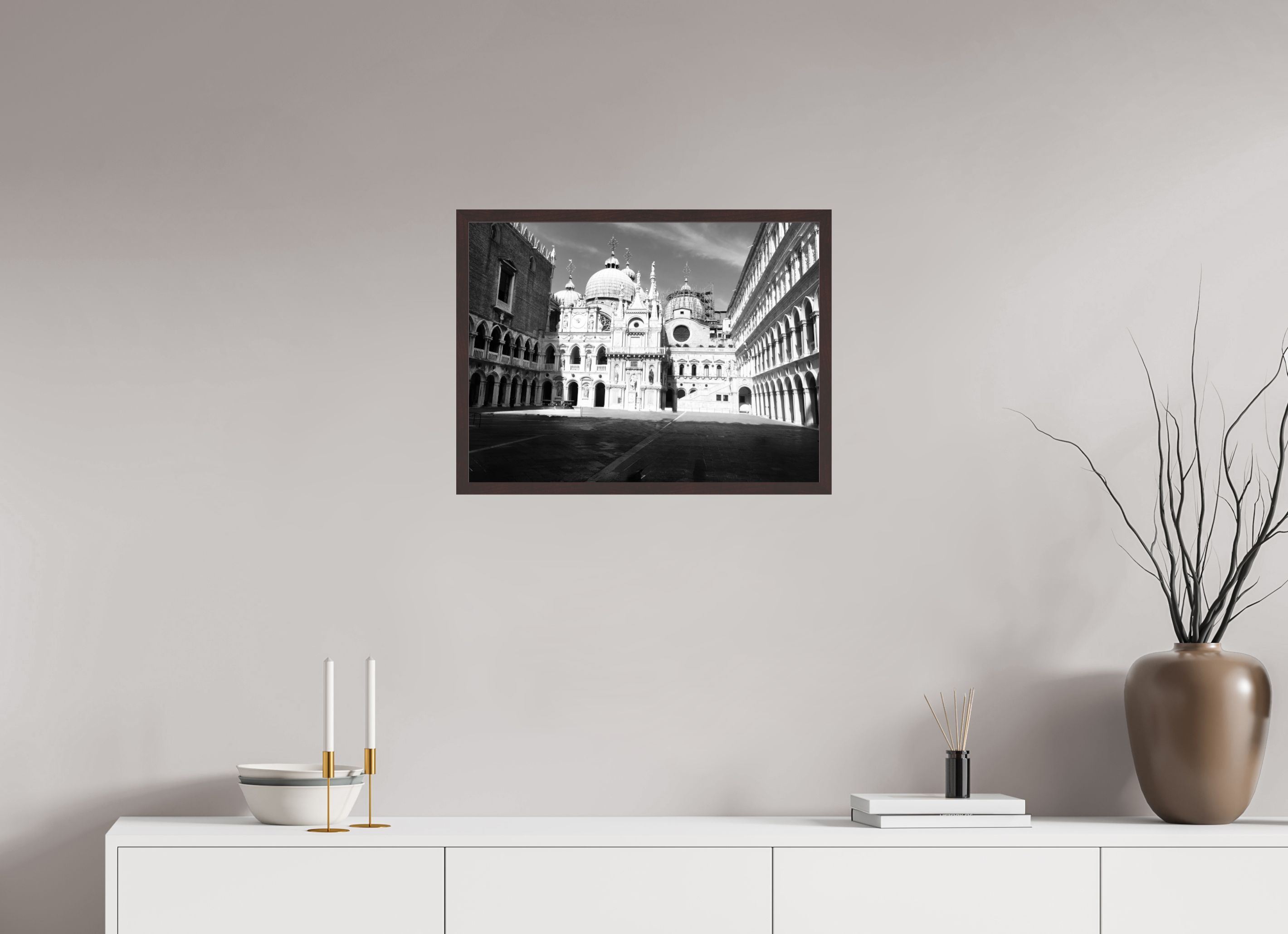24 x 18″, ArtBox On Aluminum Dibond In the Courtyard of the Doges Palace
