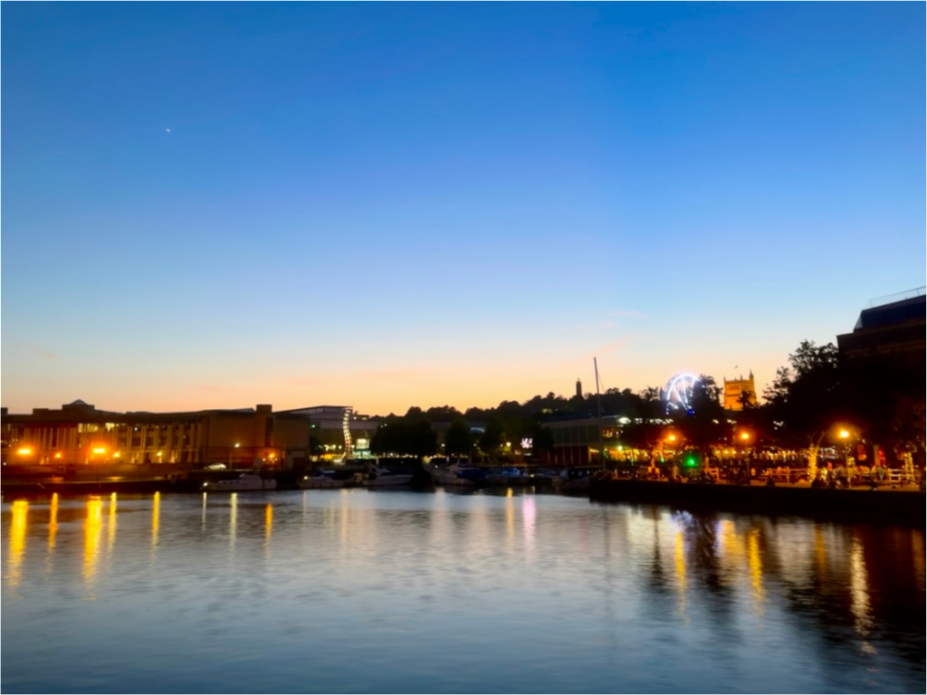 Main image Bristol, Dusk