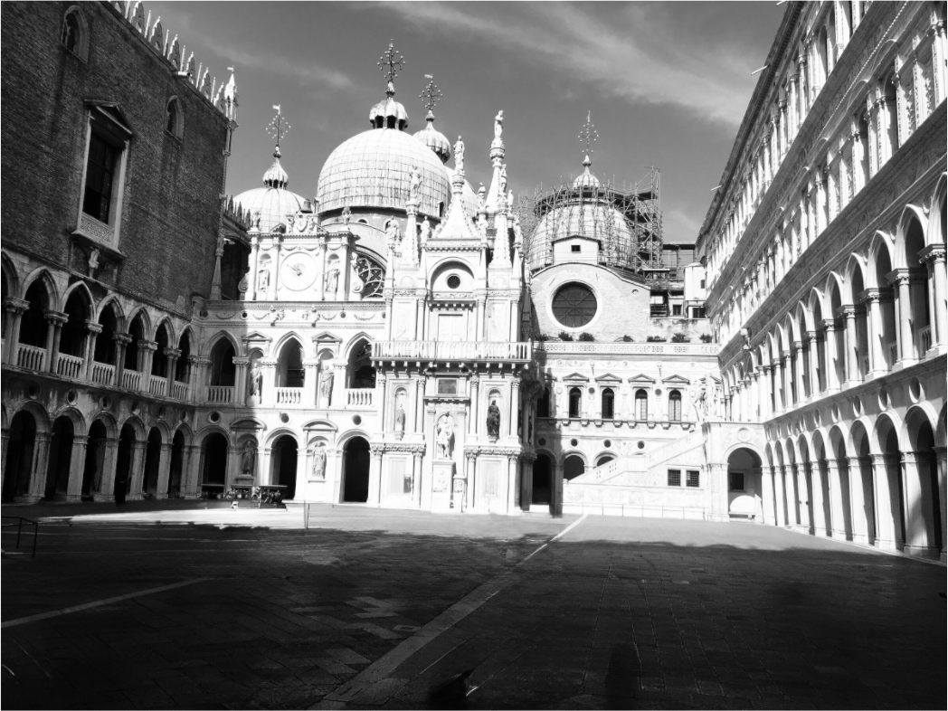 Main image In the Courtyard of the Doges Palace