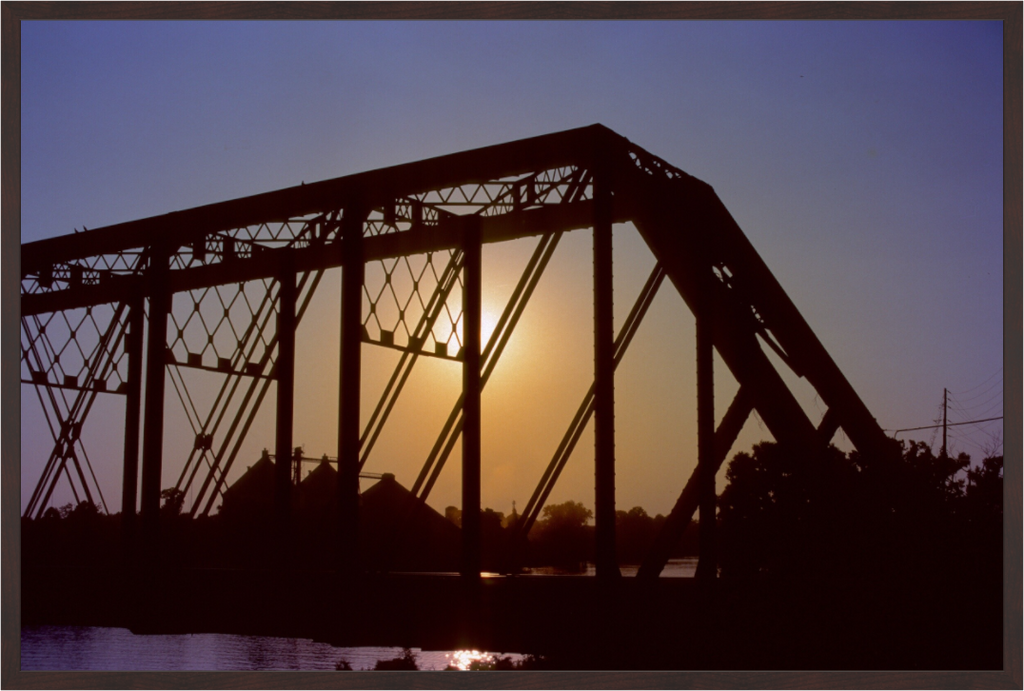 Main image Sunset and Bridge