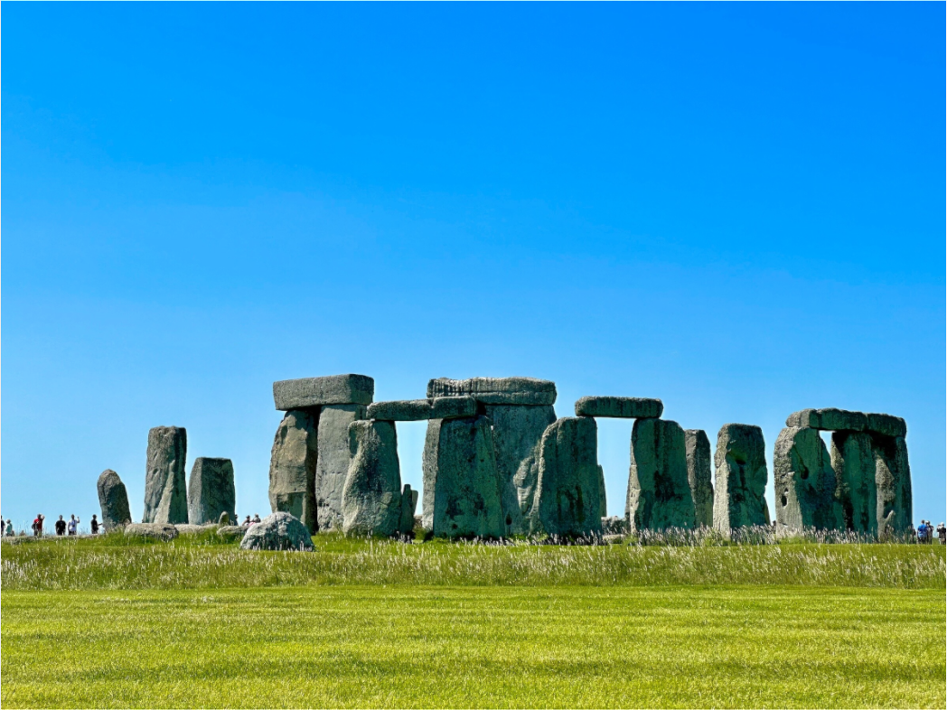 Main image Stonehenge
