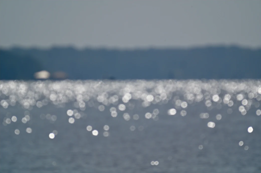 Unfocused Lake Light - hover